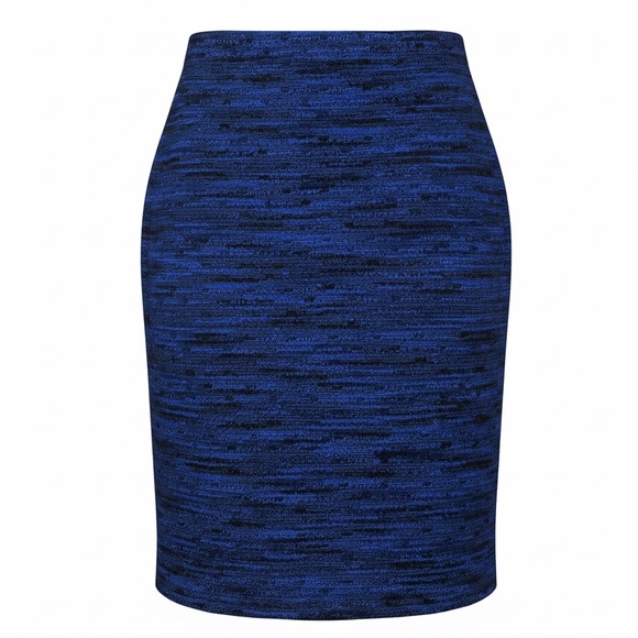 St John Knit Santana wool blend straight skirt~Size:16~pull on (no zip)stretchy